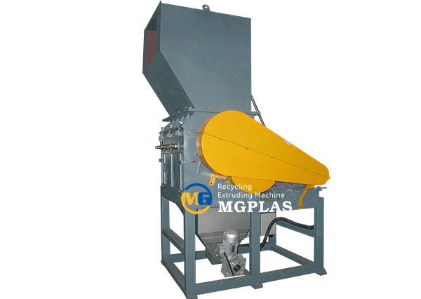 large capacity PET bottle crushing machine at factory price